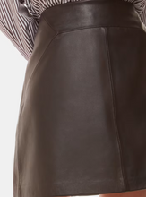 Laden Sie das Bild in den Galerie-Viewer, Damen Echtes Leder Roter Minirock Clubwear