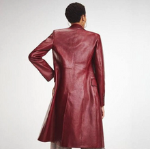 Last inn bildet i Galleri-visningsprogrammet, Women's Burgundy Double Breasted Leather Long Coat