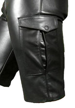 Last inn bildet i Galleri-visningsprogrammet, Men's Genuine Leather Cargo Shorts with Double Zip Front