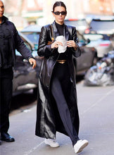 Last inn bildet i Galleri-visningsprogrammet, KENDALL JENNER Black Leather Long Coat Trench
