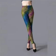 Laden Sie das Bild in den Galerie-Viewer, Brushed Cotton Print Camouflage Outerwear Leggings
