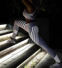 Load image into Gallery viewer, Women&#39;s Glow In The Dark Leggings
