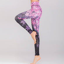 Laden Sie das Bild in den Galerie-Viewer, Sports gym printed yoga pants
