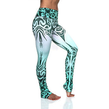 Laden Sie das Bild in den Galerie-Viewer, Printed yoga trousers
