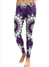 Cargar imagen en el visor de la galería, Purple Mandala Flower Yoga Workout Leggings
