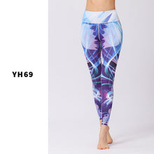 Laden Sie das Bild in den Galerie-Viewer, Printed sports leggings
