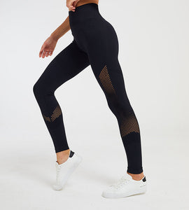 Seamless crescent hollow fitness trousers