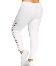 Lataa kuva Galleria-katseluun, Stretchy Ripped Leggings
