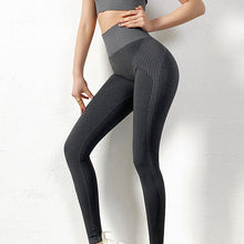 Laden Sie das Bild in den Galerie-Viewer, High waist seamless fitness yoga pants
