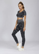 Last inn bildet i Galleri-visningsprogrammet, Seamless Sport Suit Women Fitness Yoga Set Workout Clothes Gym Short Sleeve Crop Top High Waist Leggings Running Sportswear
