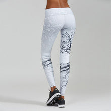 Cargar imagen en el visor de la galería, Printed Black Big Tree Buttocks High Waist Sports Fitness Leggings
