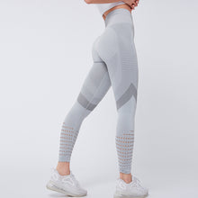 Load image into Gallery viewer, Cutout women&#39;s yoga trousers
