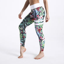 Laden Sie das Bild in den Galerie-Viewer, Rainforest Yoga trousers leggings
