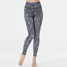 Laden Sie das Bild in den Galerie-Viewer, Printed yoga pants
