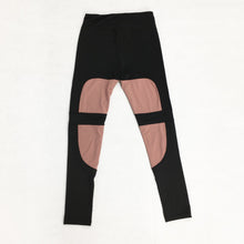 Laden Sie das Bild in den Galerie-Viewer, Women&#39;s yoga pants with mesh panel
