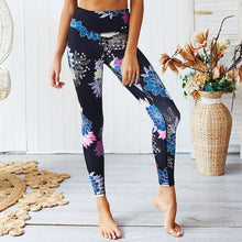 Laden Sie das Bild in den Galerie-Viewer, Printed bra yoga pants set
