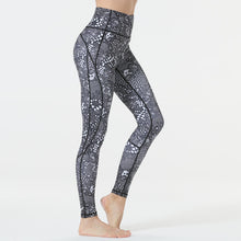 Laden Sie das Bild in den Galerie-Viewer, Printed yoga pants
