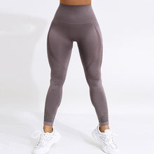 Laden Sie das Bild in den Galerie-Viewer, Mesh Nine Pants Yoga Pants
