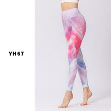 Laden Sie das Bild in den Galerie-Viewer, Printed sports leggings
