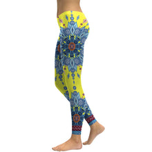 Last inn bildet i Galleri-visningsprogrammet, Yellow Blue Starburst Mandala Flower Yoga Workout Leggings
