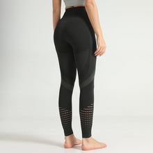 Load image into Gallery viewer, Seamless knit yoga pants
