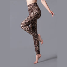 Load image into Gallery viewer, Brushed Cotton Print Camouflage Outerwear Leggings
