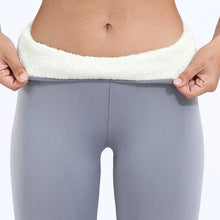 Carica l&#39;immagine nel visualizzatore di Gallery, Women&#39;s Lamb Wool High Waist Elasticity Leggings
