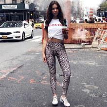 Carica l&#39;immagine nel visualizzatore di Gallery, Leopard Print Pants Sexy Push Up Leggings Women High Waist Trousers Fashion Sexy Workout Polyester fitness trousers Activewear
