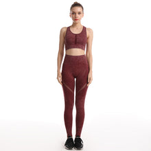 Laden Sie das Bild in den Galerie-Viewer, Hollow Beauty Back Leggings Yoga Suit
