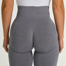 Cargar imagen en el visor de la galería, Fitness Seamless Knitted Hip Buttocks Moisture Wicking Leggings
