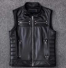 Indlæs billede til gallerivisning Men&#39;s Black Genuine Leather Motorcycle Vest
