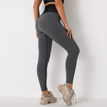 Carica l&#39;immagine nel visualizzatore di Gallery, Fashion Seamless High Waist Hip Leggings
