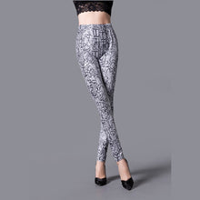 Load image into Gallery viewer, Brushed Cotton Print Camouflage Outerwear Leggings
