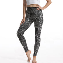 Carica l&#39;immagine nel visualizzatore di Gallery, Gym High Waist Leopard Print Leggings
