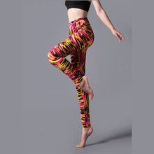 Load image into Gallery viewer, Brushed Cotton Print Camouflage Outerwear Leggings
