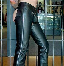Afbeelding in Gallery-weergave laden, Men&#39;s Black Genuine Leather Chaps With Detachable Cod Piece Gay Pants BLUF
