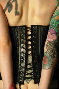 Damen Korsett Cincher aus echtem Leder mit Stahlstäbchen unter der Brust