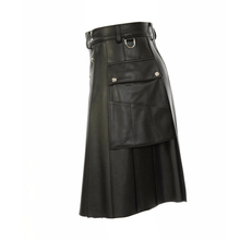 Lataa kuva Galleria-katseluun, Men&#39;s Genuine Leather Utility Kilt with Twin CARGO Pockets
